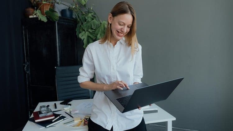 Guida ChatGPT: Come Guadagnare Online Utilizzando ChatGPT